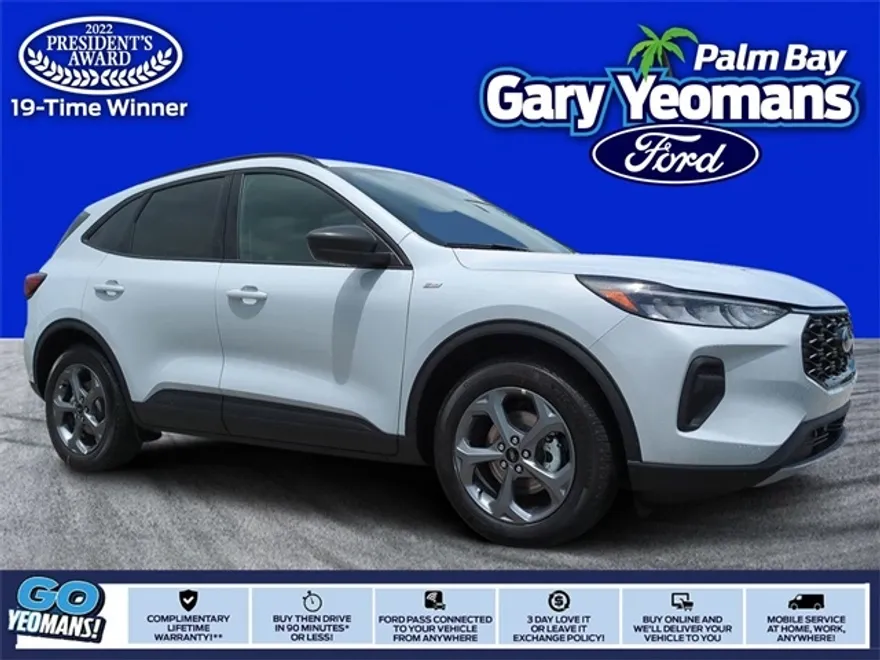 2025 Ford Escape ST-Line photo 1