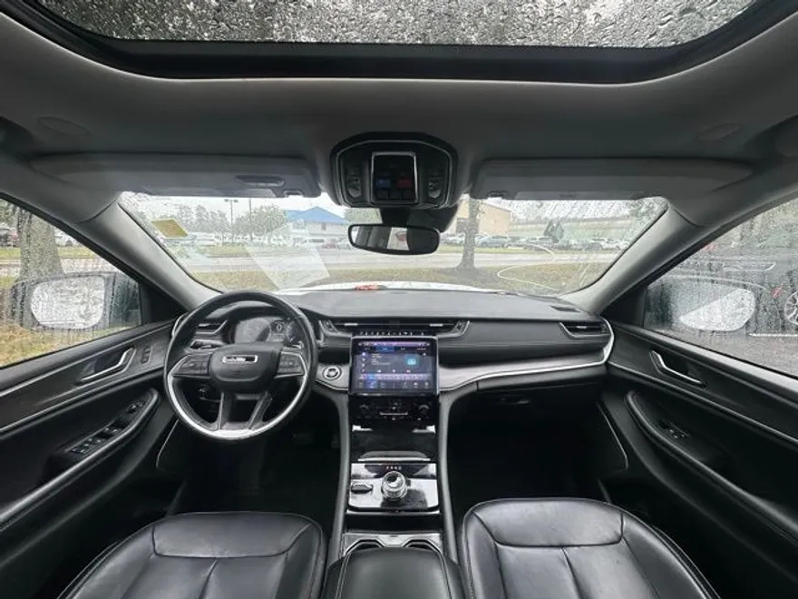 2021 Jeep Grand Cherokee Limited photo 1