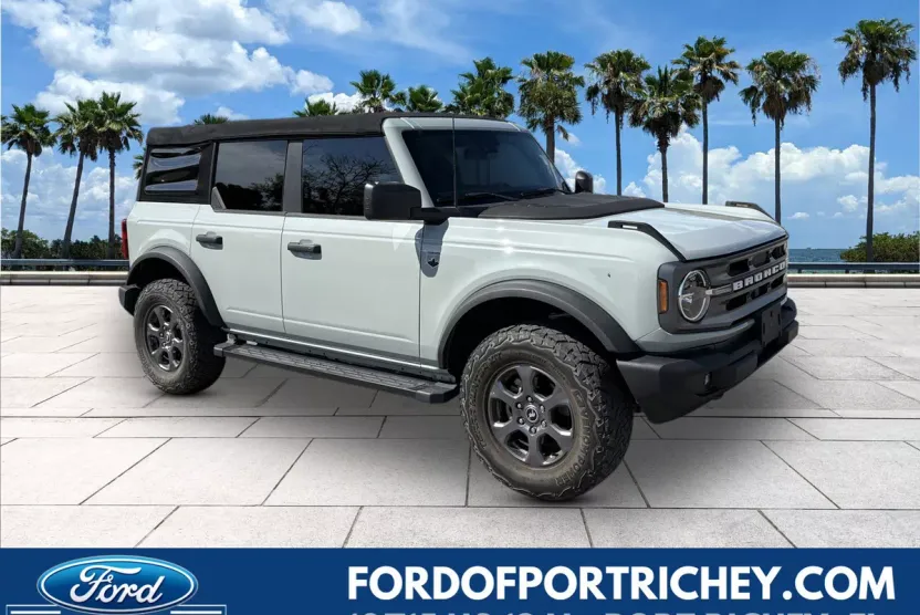 2022 Ford Bronco Base Big Bend Black Diamond Outer Banks photo 1