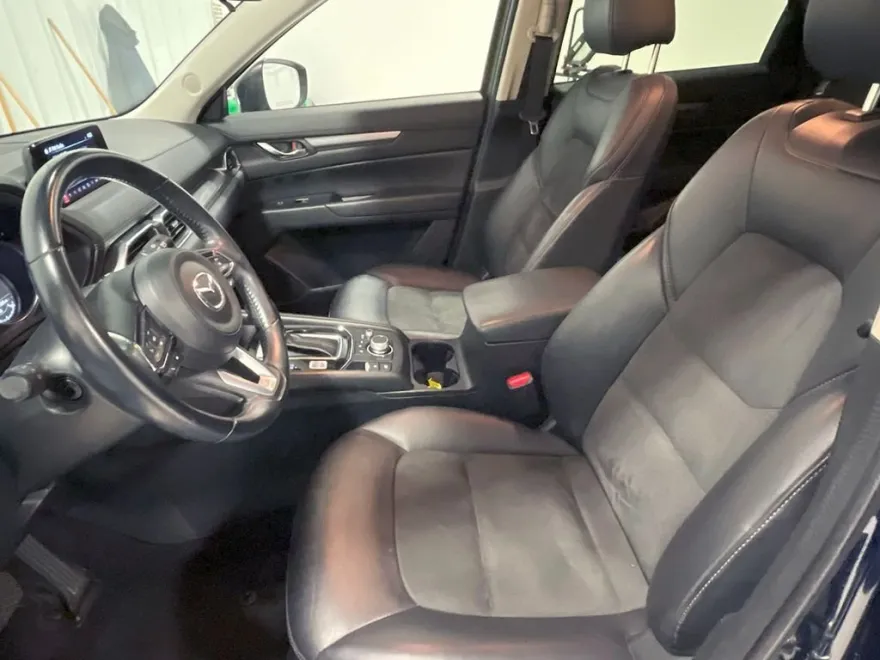 2020 Mazda CX-5 Touring photo 1