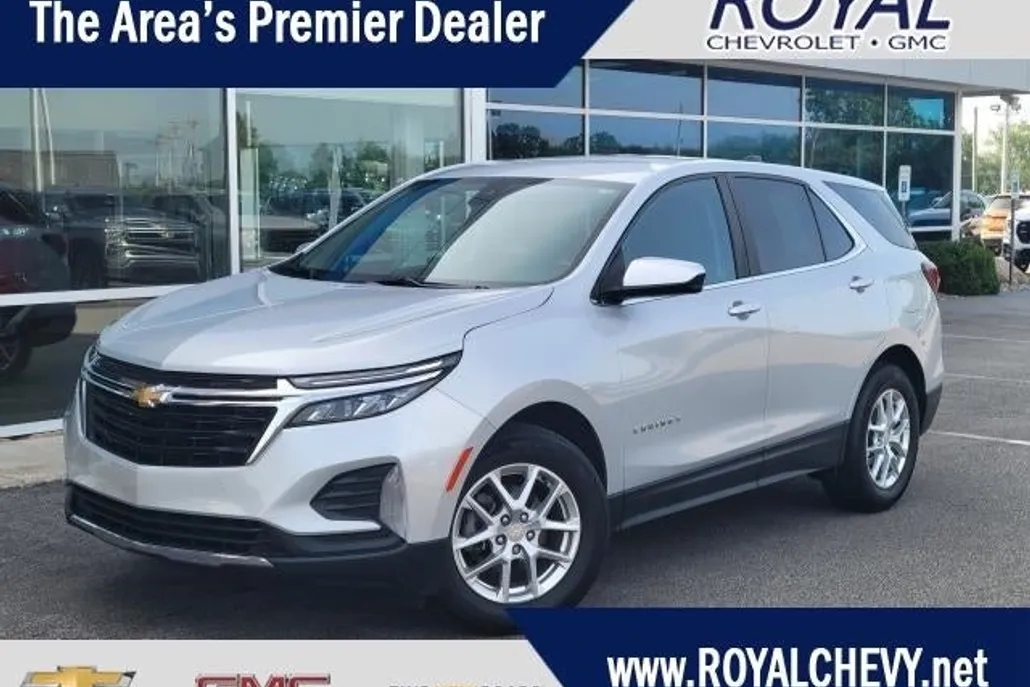 2022 Chevrolet Equinox LT photo 1