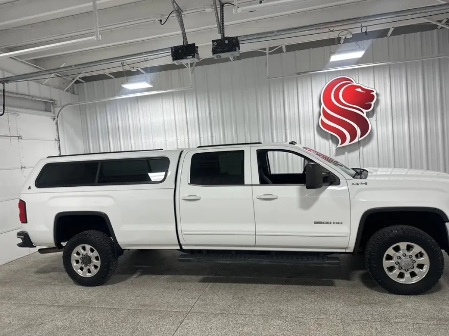 2015 Gmc Sierra SLE photo 1
