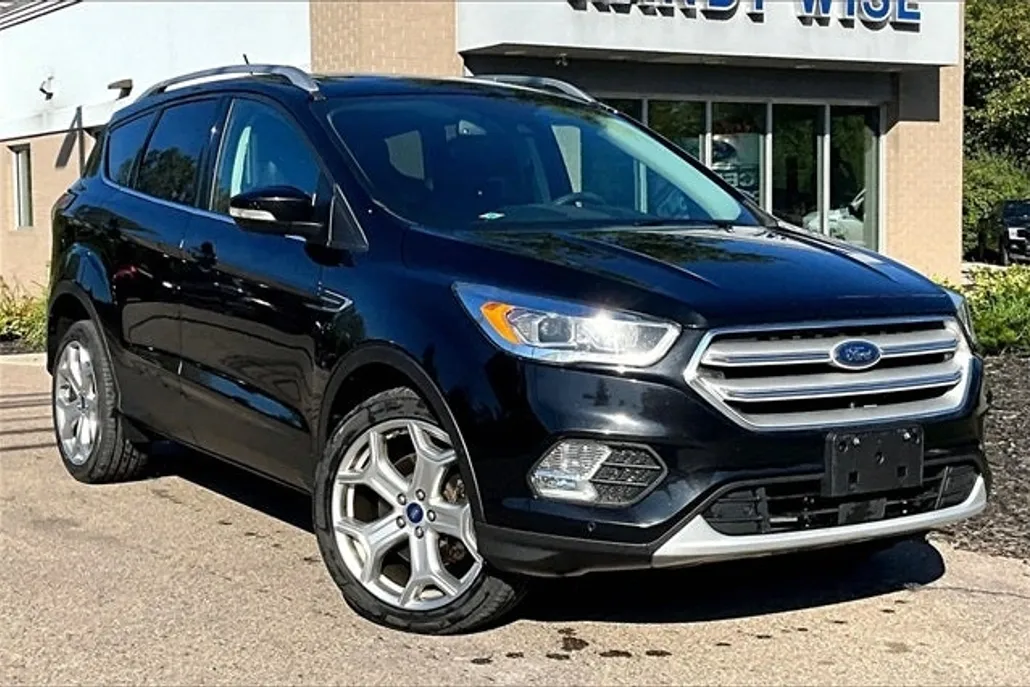 2018 Ford Escape Titanium photo 1