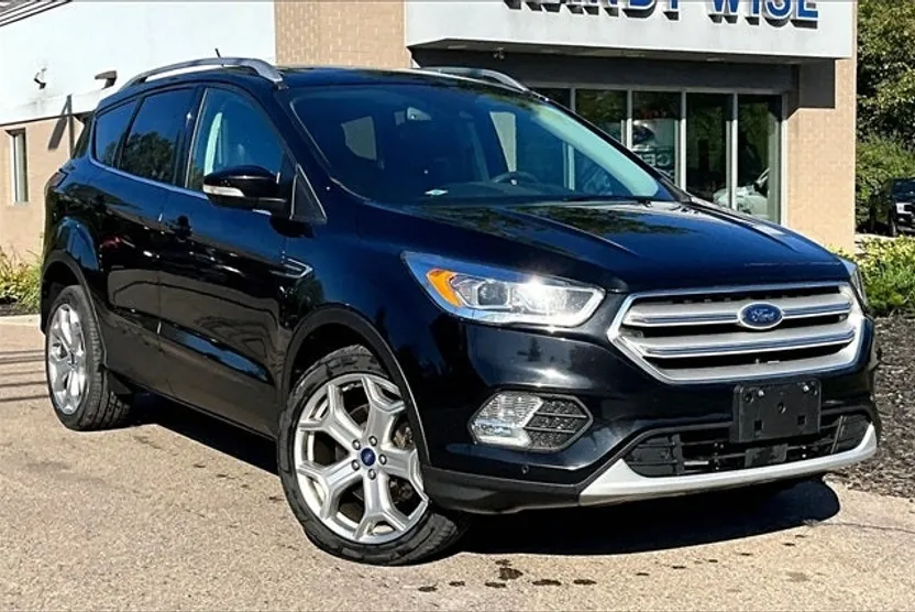 2018 Ford Escape Titanium photo 1