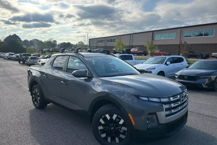 2026 Hyundai Santa Cruz SEL photo 1