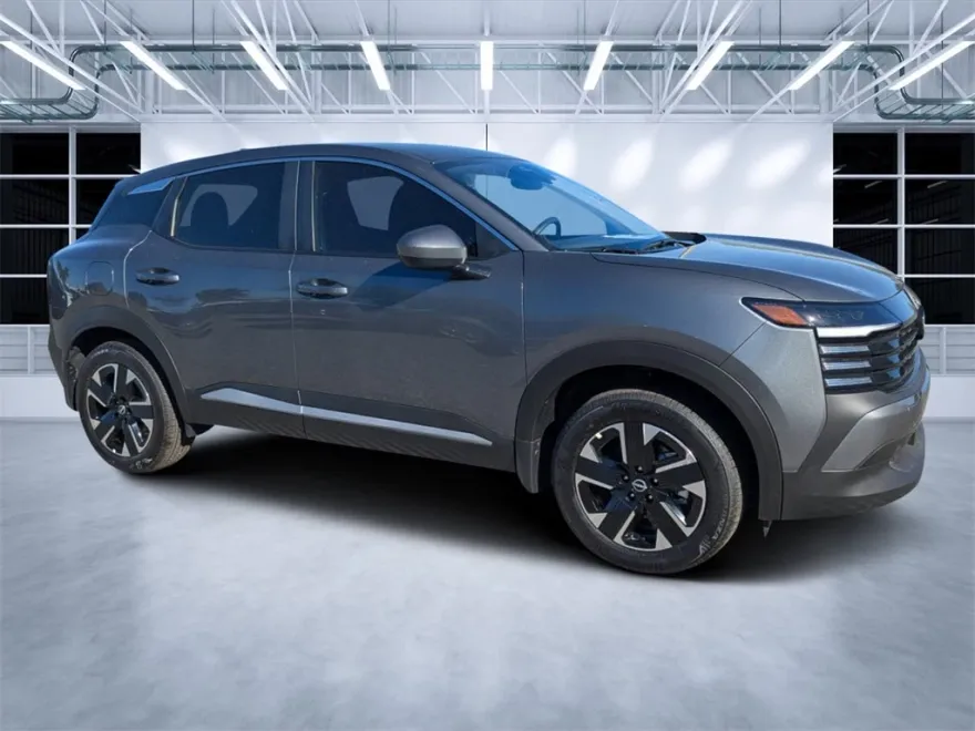 2025 Nissan Kicks SV photo 1