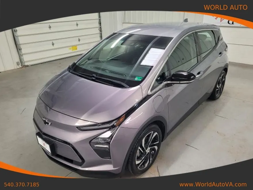 2023 Chevrolet Bolt EV 2LT photo 1