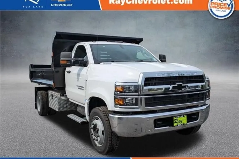 2024 Chevrolet Silverado 4500HD Work Truck photo 1