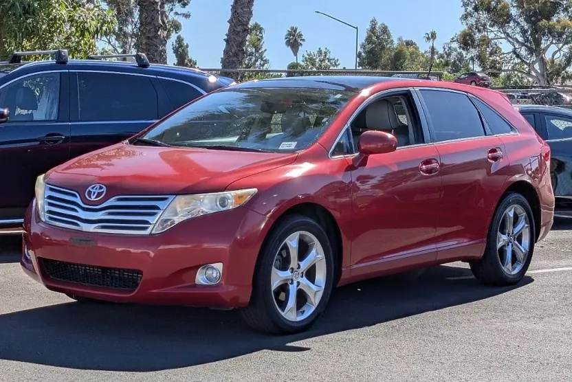 2011 Toyota Venza Base photo 1