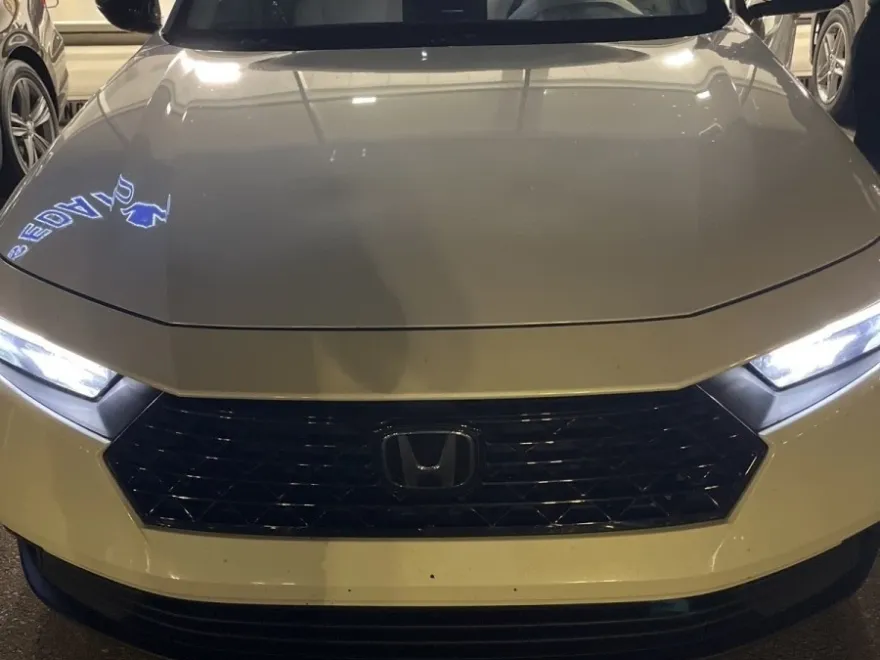 2023 Honda Accord LX photo 1