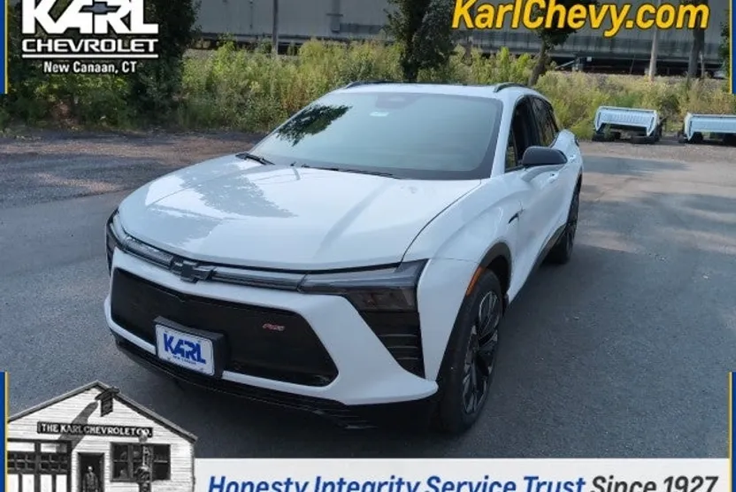 2024 Chevrolet Blazer EV RS photo 1
