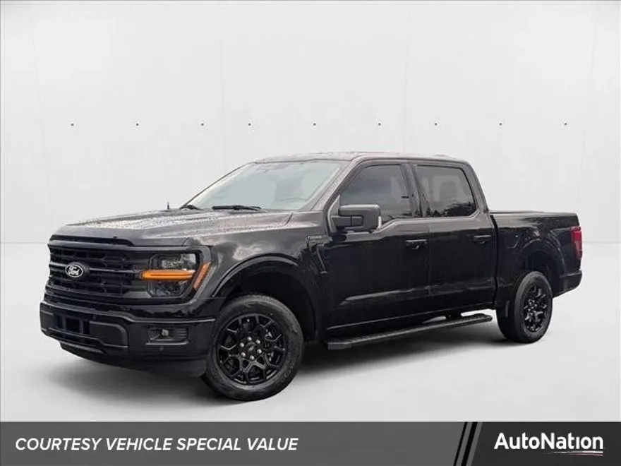 2025 Ford F-150 XLT photo 1