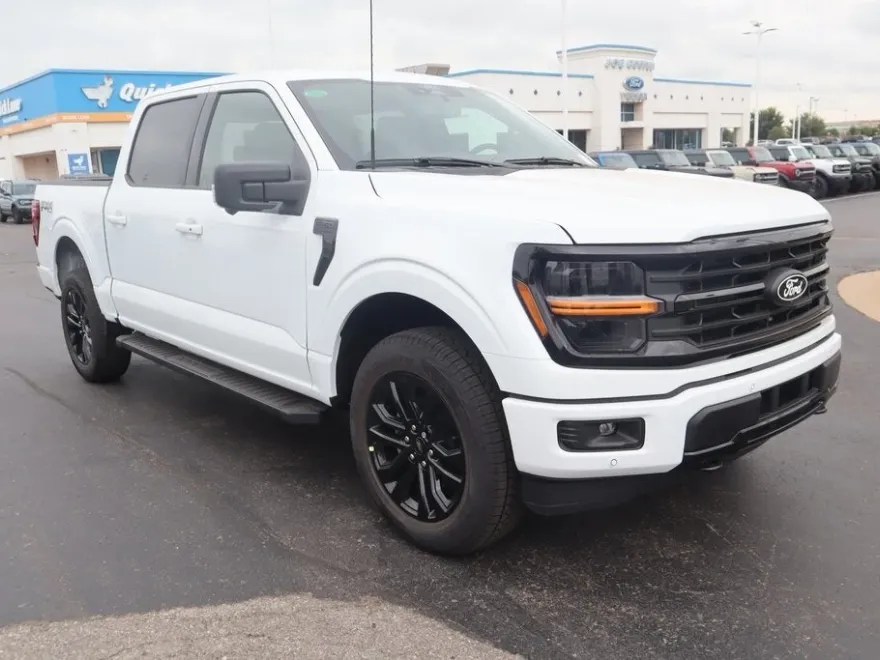 2025 Ford F-150 XLT photo 1