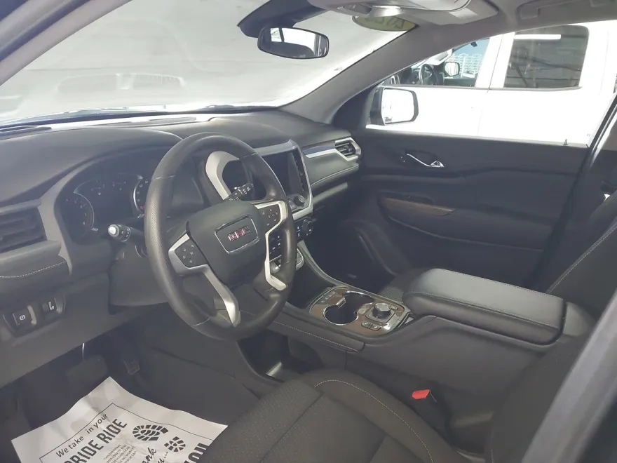 2023 Gmc Acadia SLE photo 1