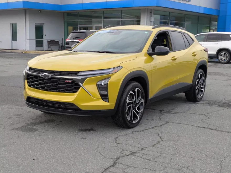 2025 Chevrolet Trax photo 1