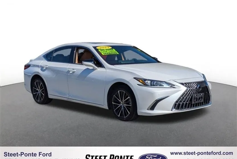 2023 Lexus ES 300h photo 1