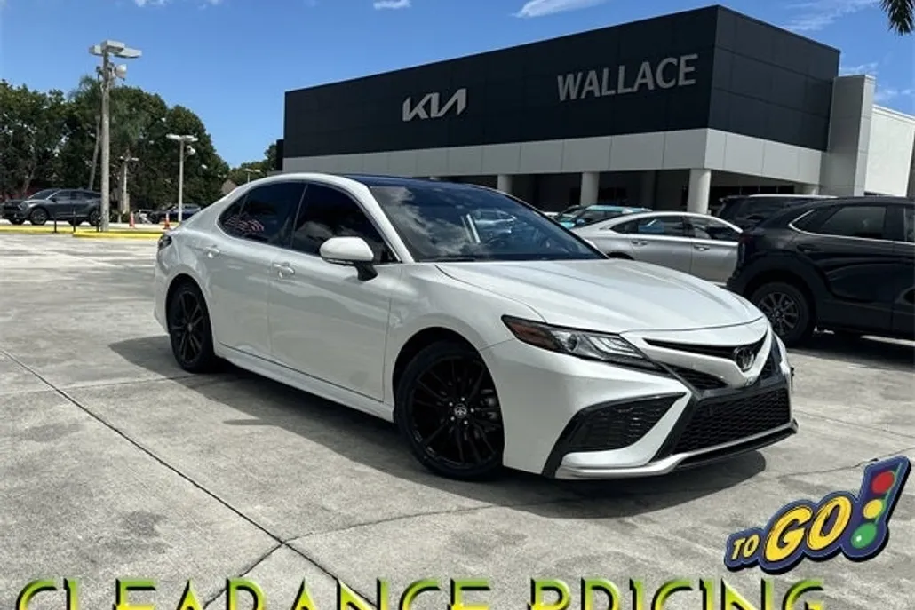 2024 Toyota Camry XSE V6 photo 1
