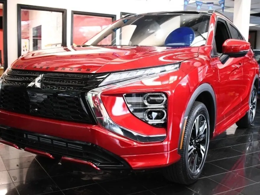2025 Mitsubishi Eclipse Cross SEL photo 1
