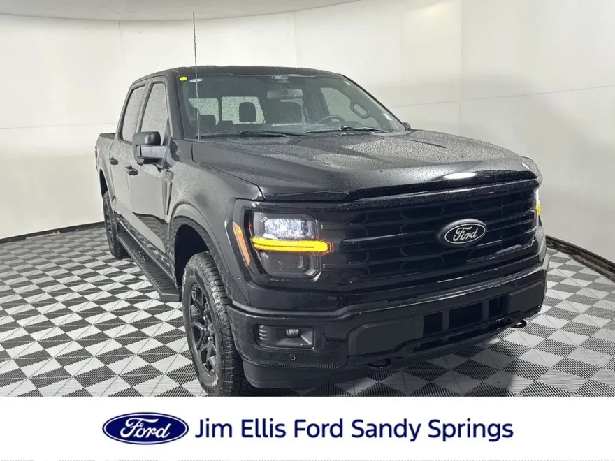 2025 Ford F-150 XLT photo 1