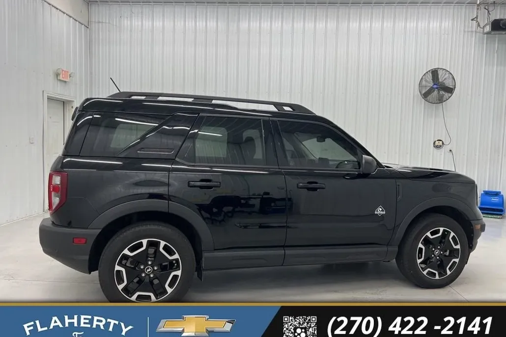 2023 Ford Bronco Sport Outer Banks photo 1