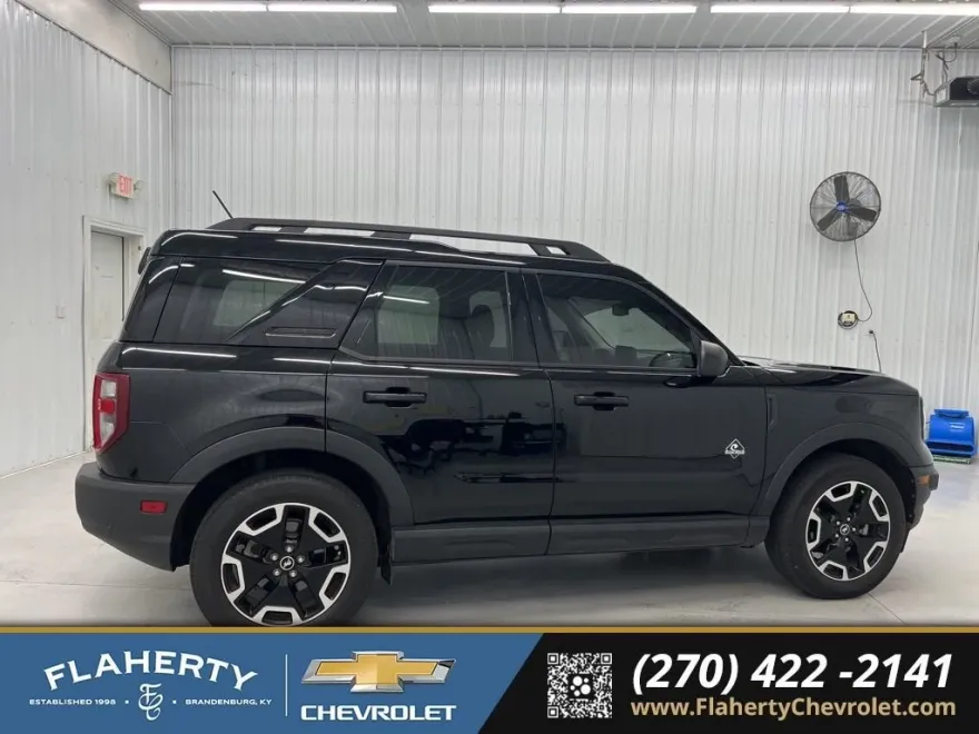 2023 Ford Bronco Sport Outer Banks photo 1