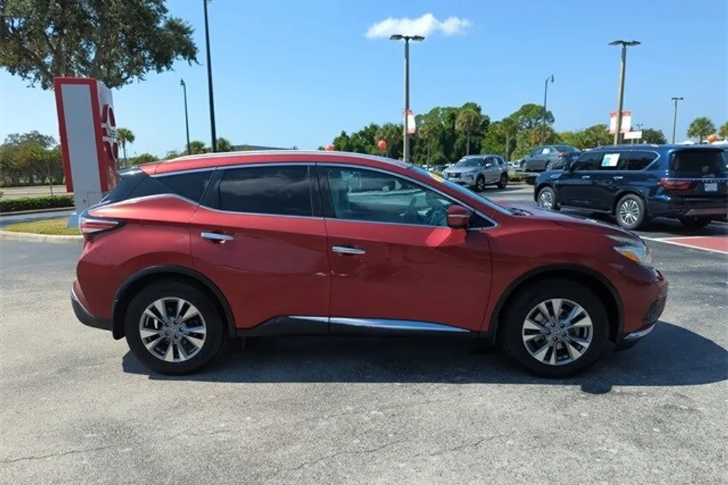 2015 Nissan Murano SL photo 1