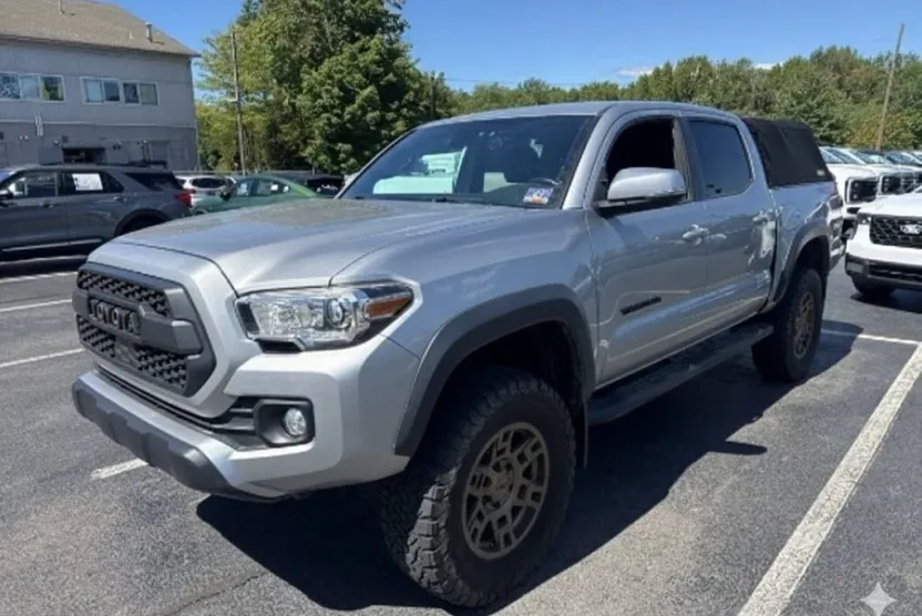 2019 Toyota Tacoma TRD Off-Road Double Cab photo 1