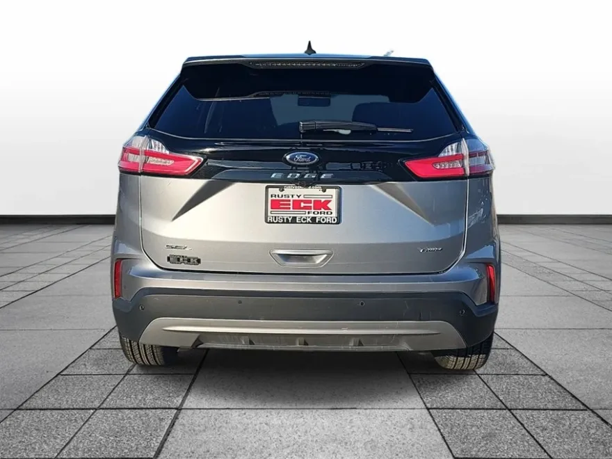2024 Ford Edge SEL photo 1