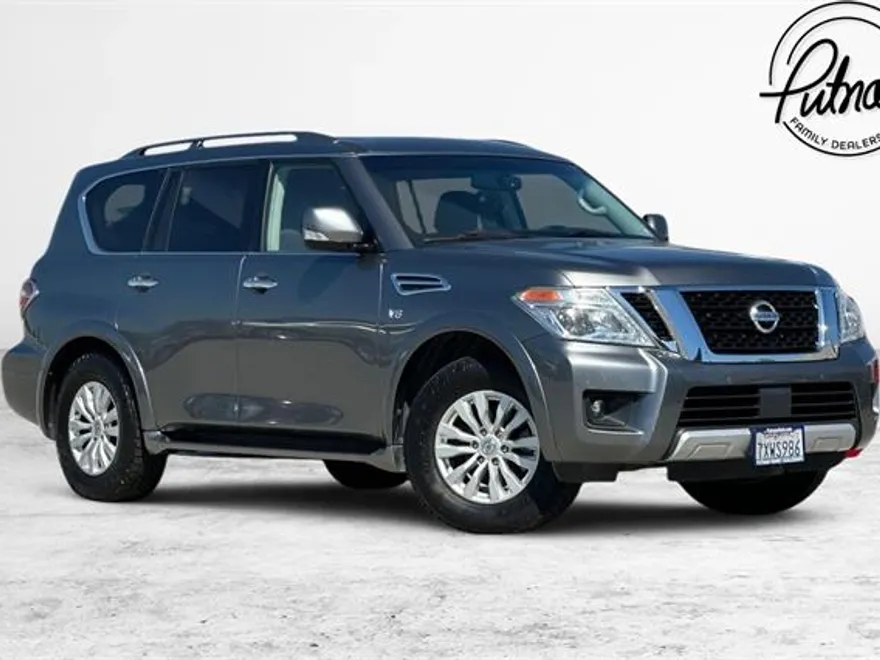 2017 Nissan Armada SV photo 1