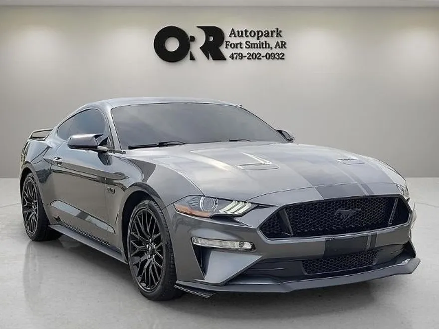 2019 Ford Mustang GT Premium photo 1
