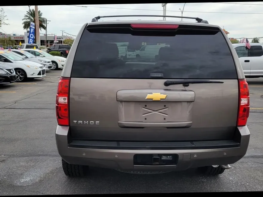 2013 Chevrolet Tahoe LT photo 1