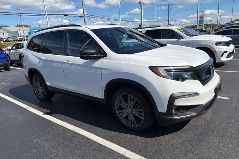 2022 Honda Pilot Sport photo 1