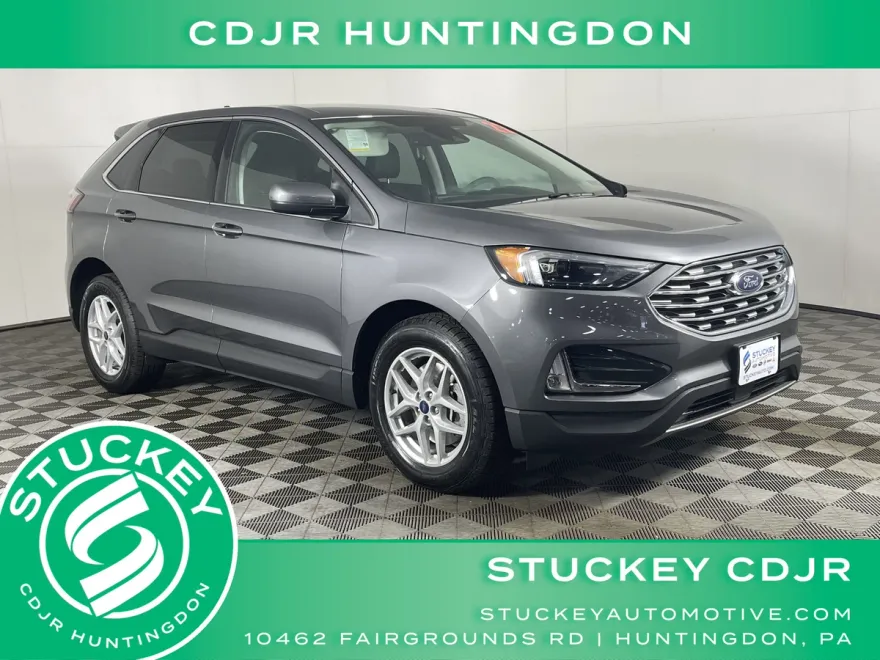 2022 Ford Edge SEL photo 1