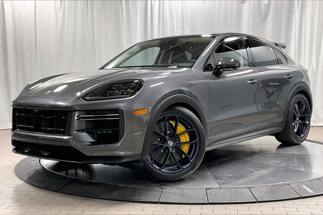 2026 Porsche Cayenne Coupe Turbo GT photo 1
