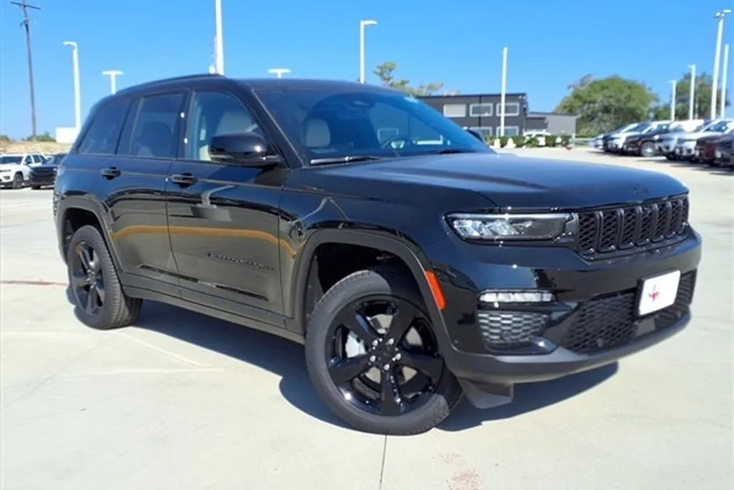 2025 Jeep Grand Cherokee Limited photo 1
