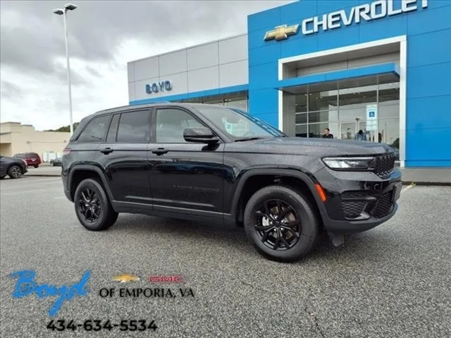 2024 Jeep Grand Cherokee Altitude photo 1
