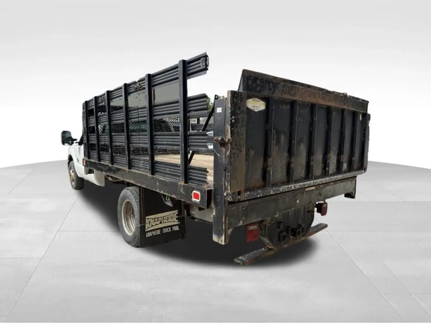 2011 Ford F-350 XL photo 1