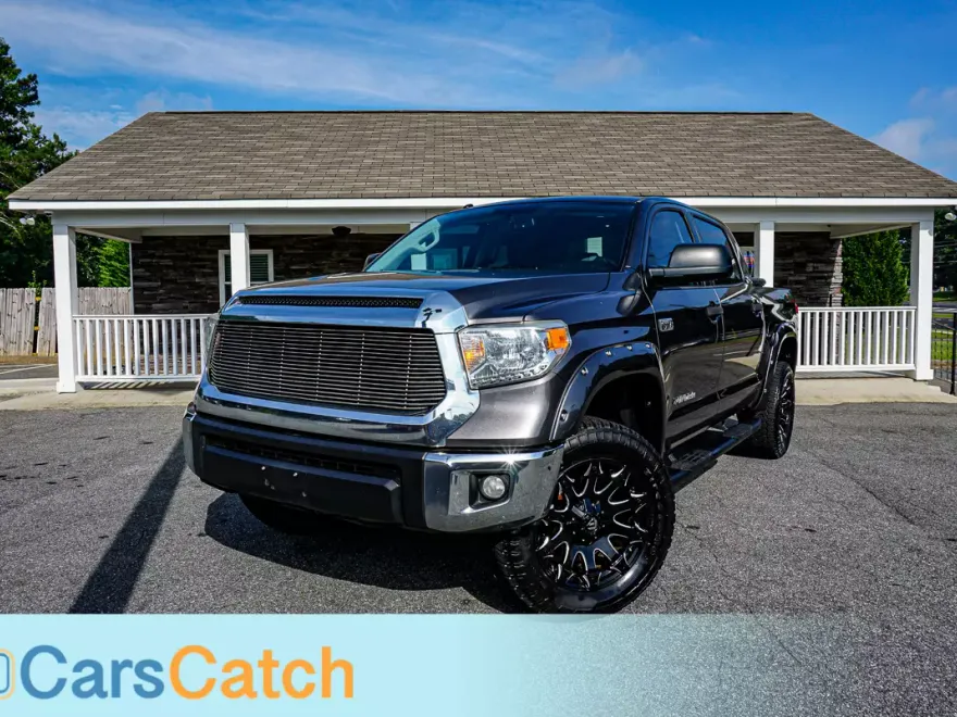2015 Toyota Tundra SR5 photo 1