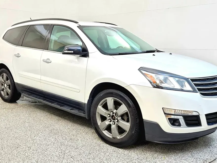 2017 Chevrolet Traverse photo 1