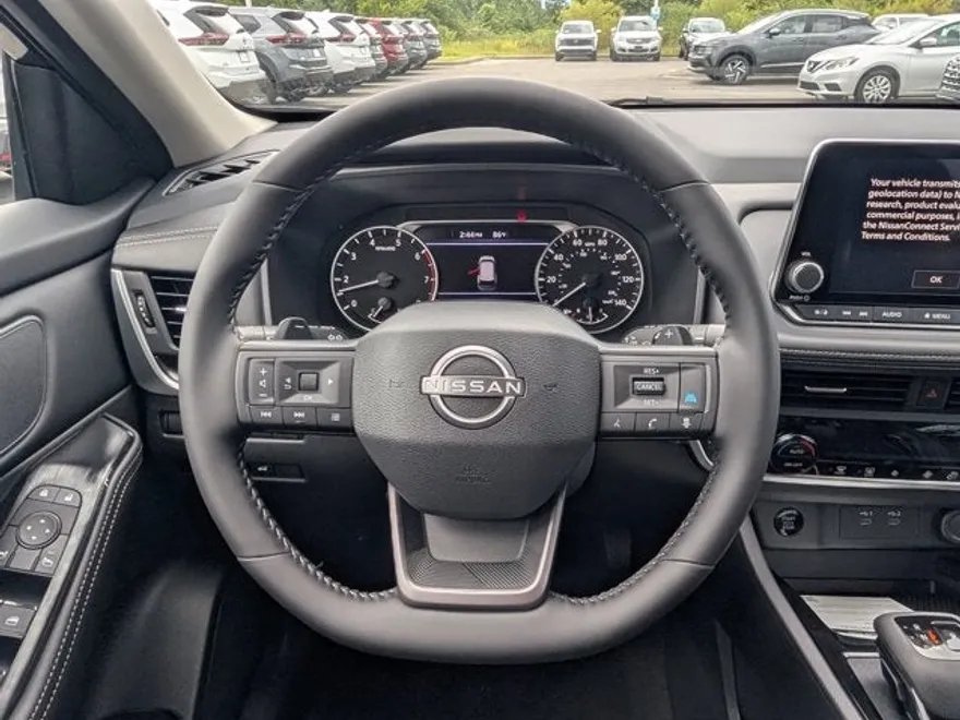 2025 Nissan Rogue SV photo 1
