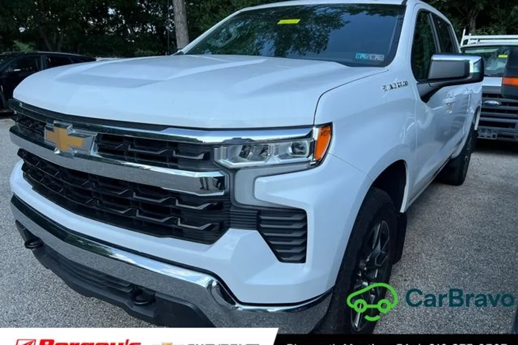 2024 Chevrolet Silverado 1500 LT photo 1