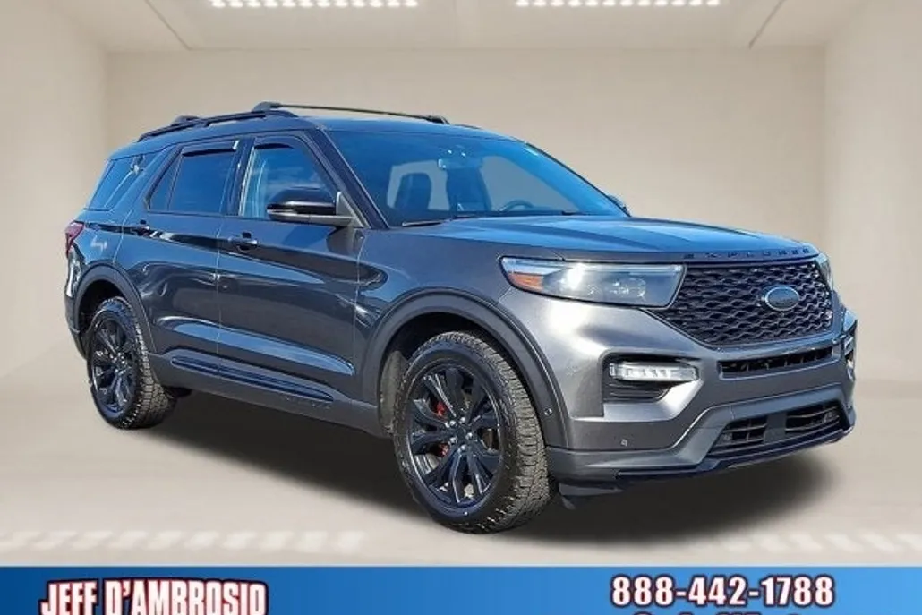 2020 Ford Explorer ST photo 1