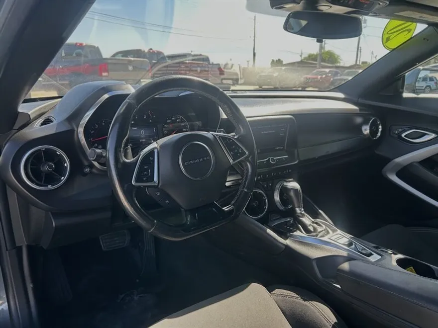 2020 Chevrolet Camaro 1LS 1LT photo 1