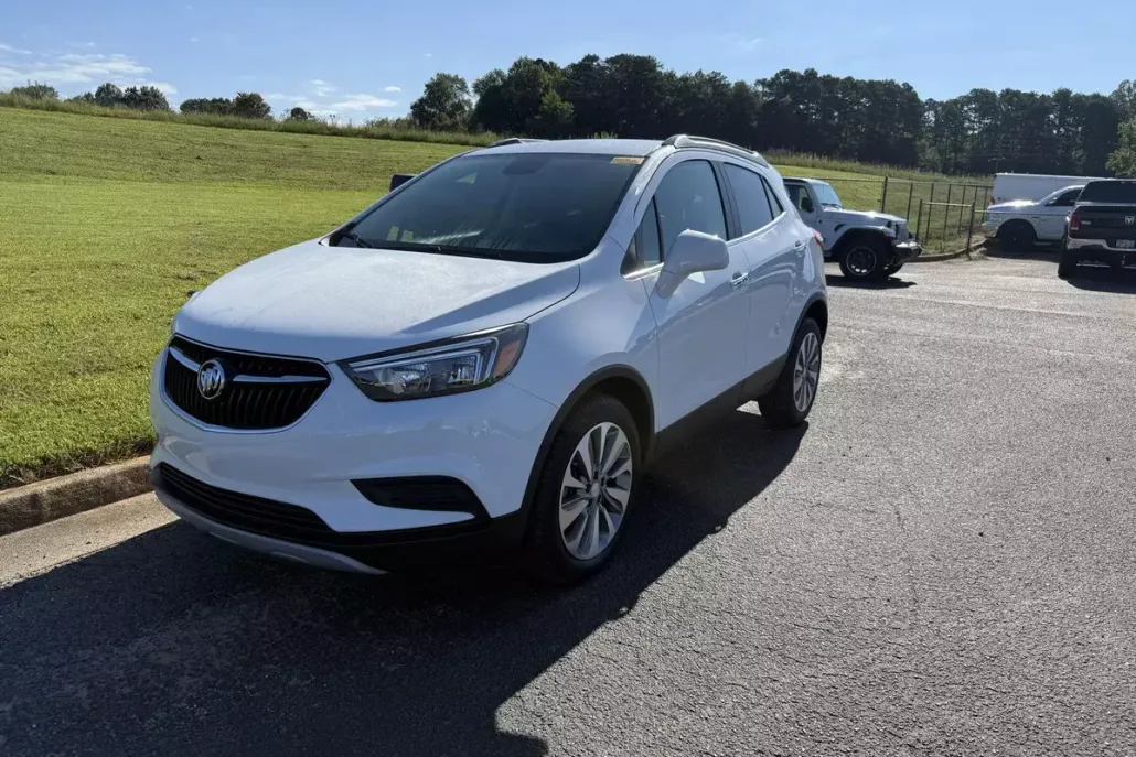 2020 Buick Encore Preferred photo 1
