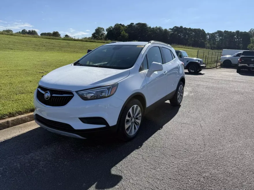2020 Buick Encore Preferred photo 1