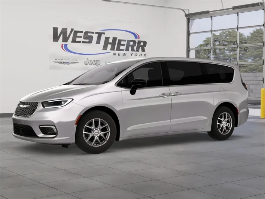 2026 Chrysler Pacifica photo 1