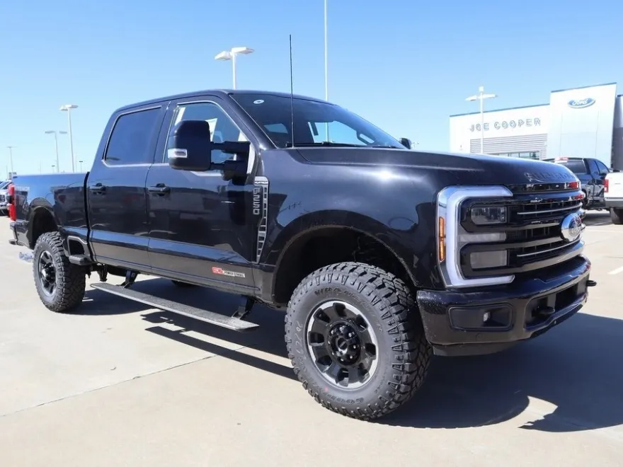 2025 Ford F-250 photo 1