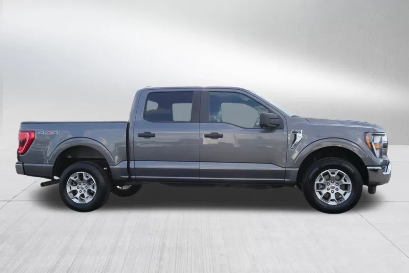 2023 Ford F-150 XLT photo 1