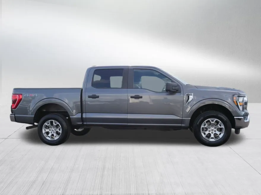 2023 Ford F-150 XLT photo 1