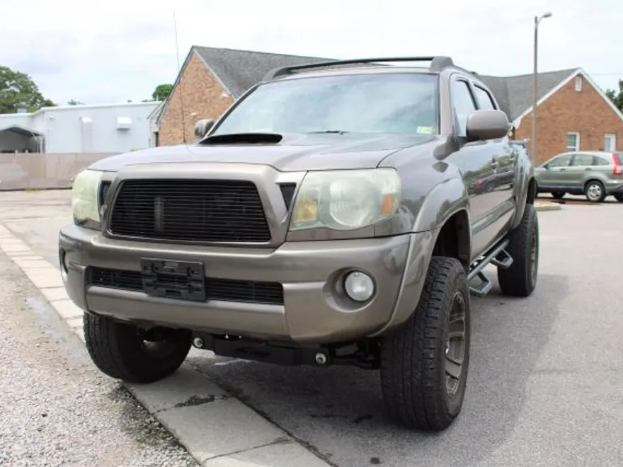 2010 Toyota Tacoma Double Cab photo 1